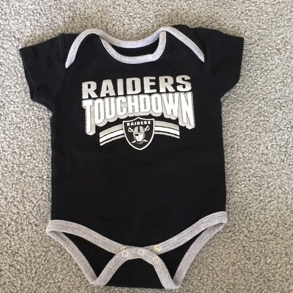 3 Baby Raiders - Picture 3 of 8